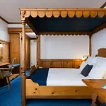 Leonardo Arabellapark 4*