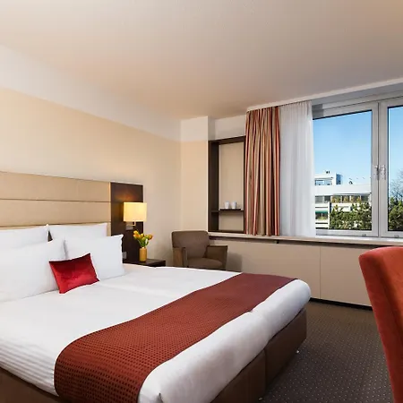 Leonardo Arabellapark Hotel München