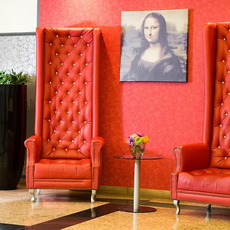 Leonardo Arabellapark Hotel 4*