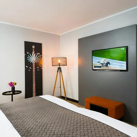 Leonardo Arabellapark Otel 4*