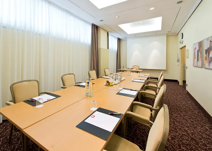 Leonardo Arabellapark 4*