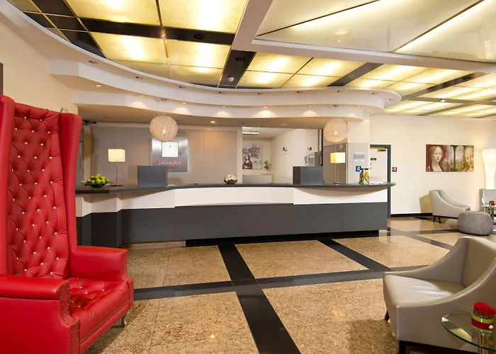 Hotel Leonardo Arabellapark 4*