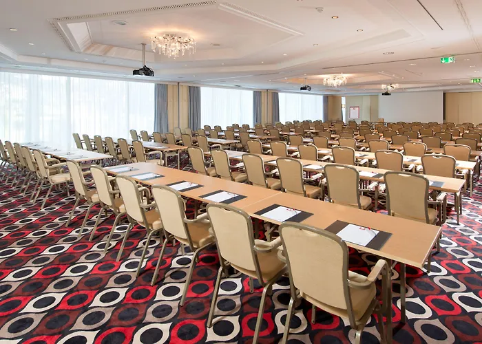 Leonardo Arabellapark Hotel 4*