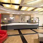 Hotell Leonardo Arabellapark 4*